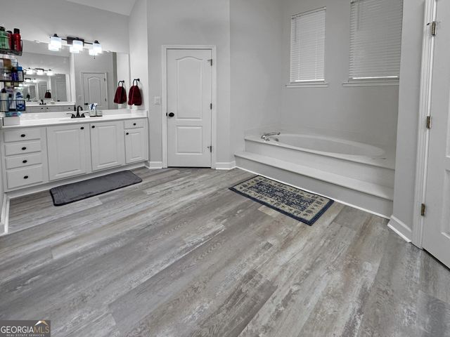 240 Northcrest Drive, Newnan, GA 30265