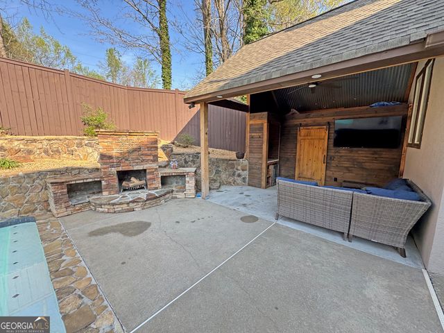 240 Northcrest Drive, Newnan, GA 30265