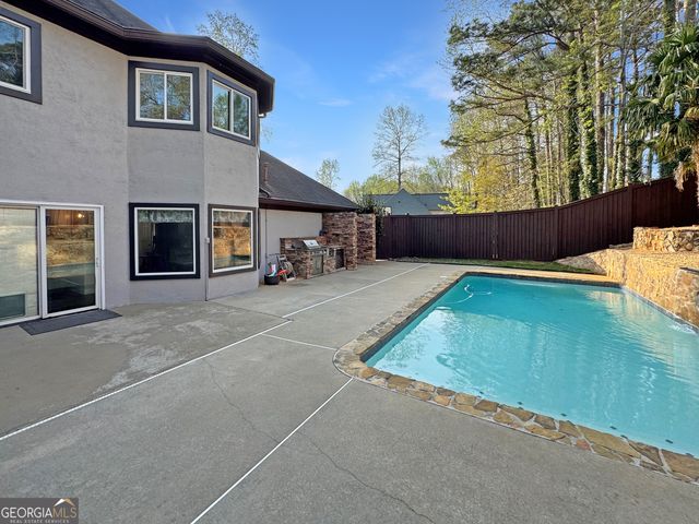 240 Northcrest Drive, Newnan, GA 30265