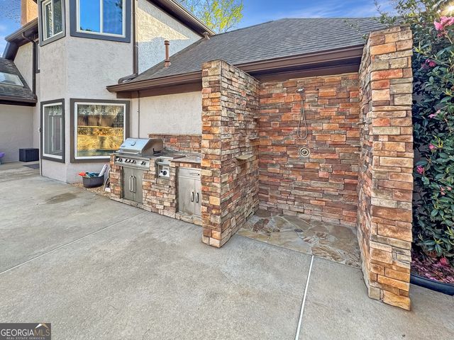 240 Northcrest Drive, Newnan, GA 30265