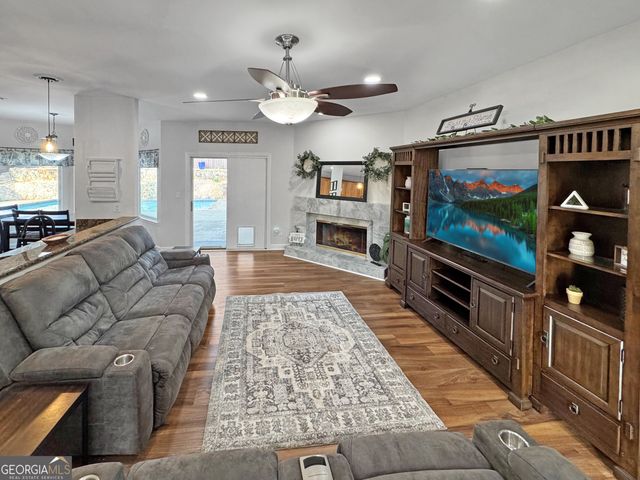 240 Northcrest Drive, Newnan, GA 30265