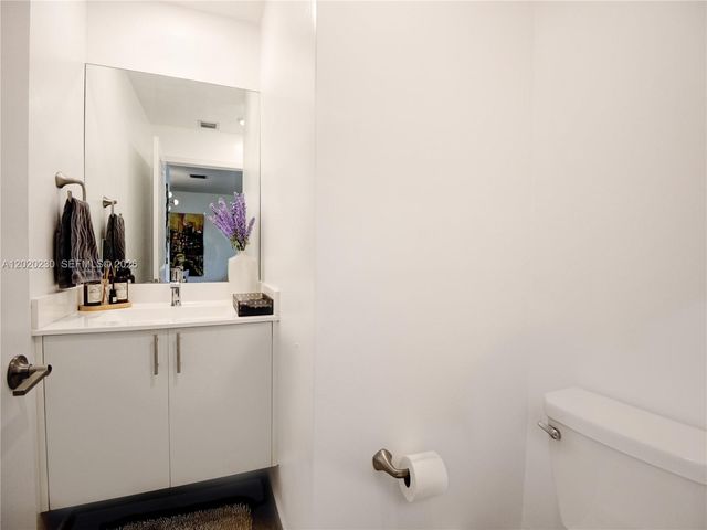 4534 NW 83rd Ave 4534, Doral, FL 33166
