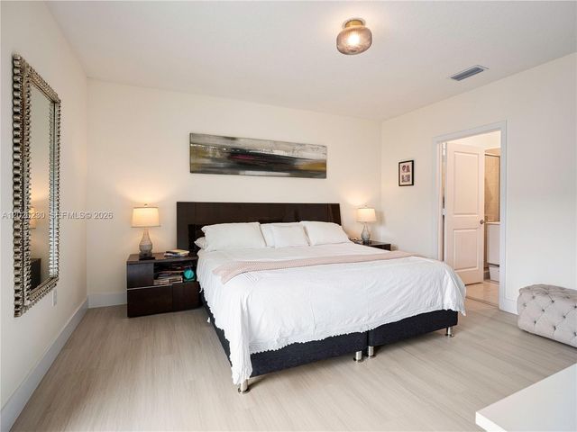 4534 NW 83rd Ave 4534, Doral, FL 33166