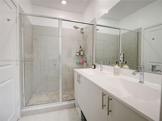 4534 NW 83rd Ave 4534, Doral, FL 33166