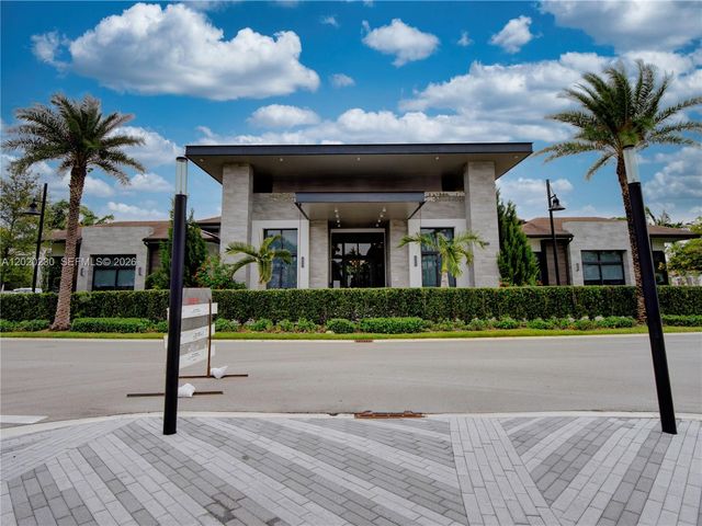 4534 NW 83rd Ave 4534, Doral, FL 33166