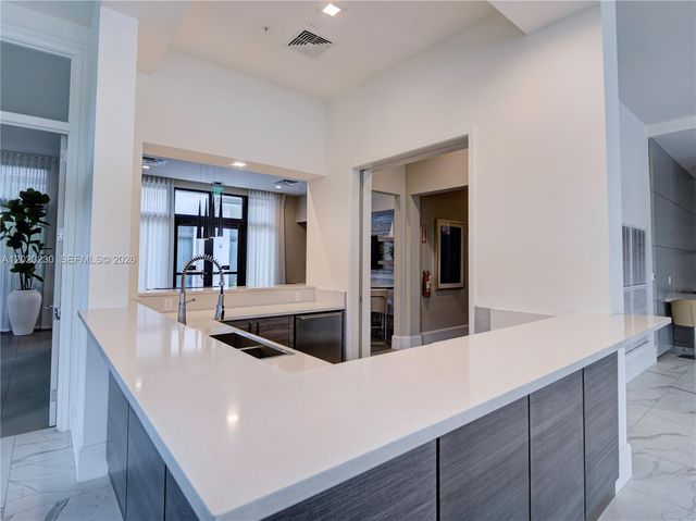 4534 NW 83rd Ave 4534, Doral, FL 33166