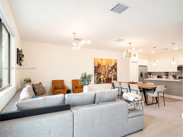 4534 NW 83rd Ave 4534, Doral, FL 33166