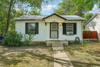 1402 Hermine, San Antonio, TX 78201