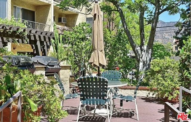 365 Burchett Street 118, Glendale, CA 91203