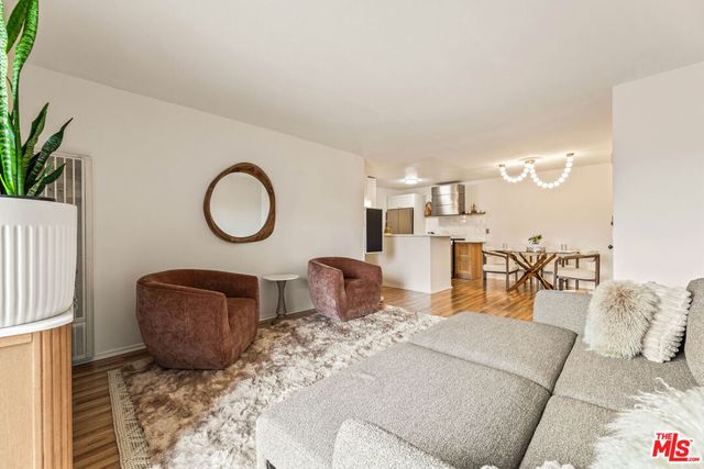 365 Burchett Street 118, Glendale, CA 91203