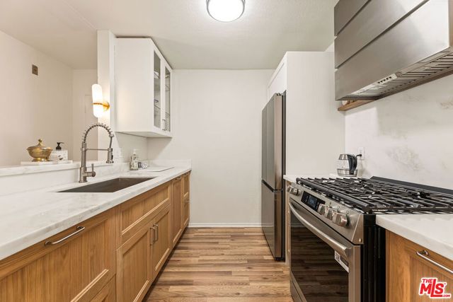 365 Burchett Street 118, Glendale, CA 91203