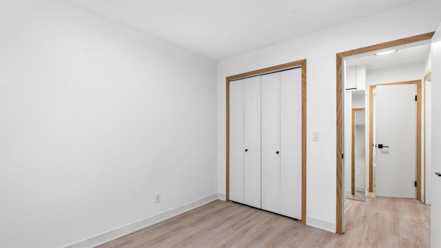 1350 Boone Avenue N, Golden Valley, MN 55427