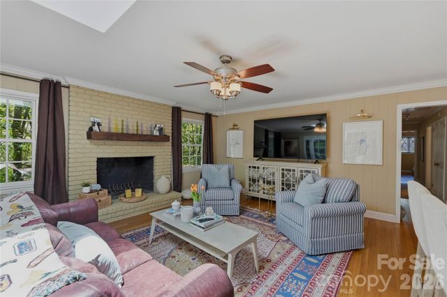 6014 Glenridge Road, Charlotte, NC 28211