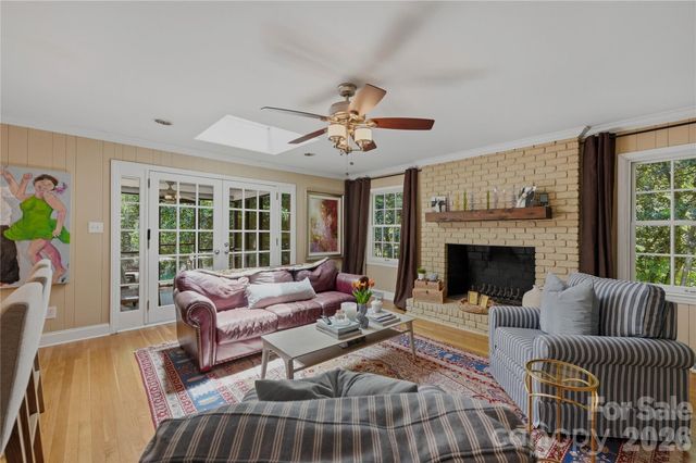 6014 Glenridge Road, Charlotte, NC 28211