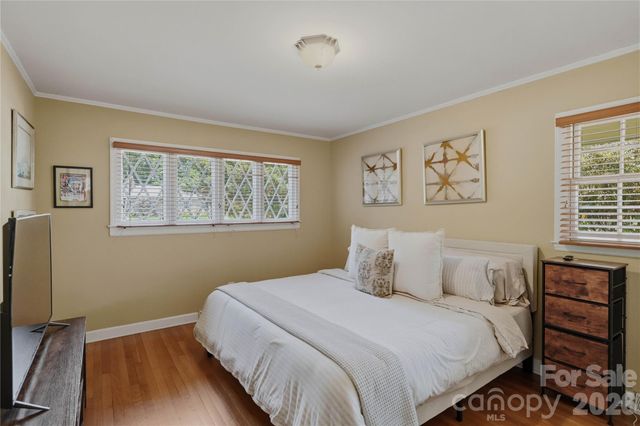 6014 Glenridge Road, Charlotte, NC 28211