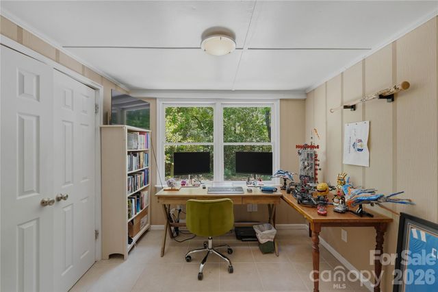 6014 Glenridge Road, Charlotte, NC 28211