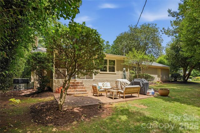 6014 Glenridge Road, Charlotte, NC 28211