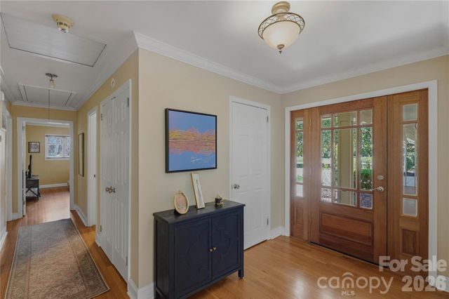 6014 Glenridge Road, Charlotte, NC 28211