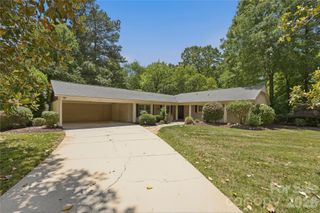 6014 Glenridge Road, Charlotte, NC 28211