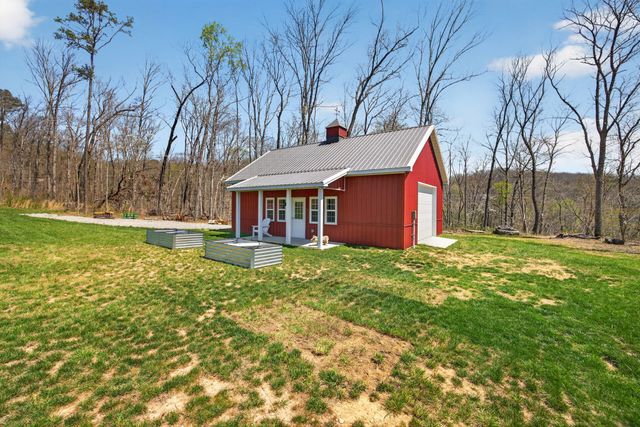 1499 Doe and Fawn Ln, Crawford, TN 38554
