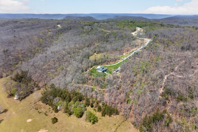 1499 Doe and Fawn Ln, Crawford, TN 38554