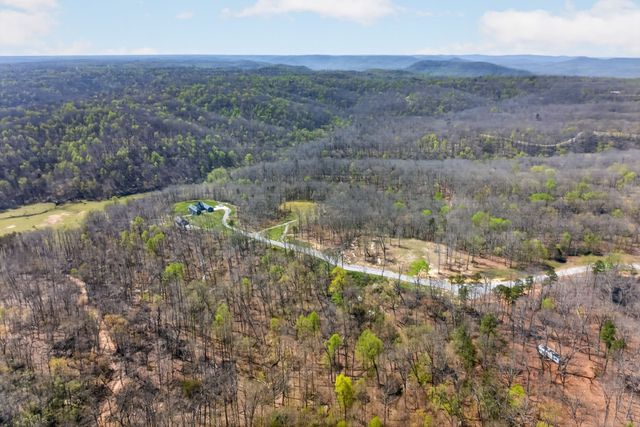 1499 Doe and Fawn Ln, Crawford, TN 38554