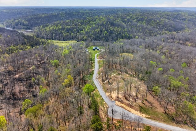 1499 Doe and Fawn Ln, Crawford, TN 38554
