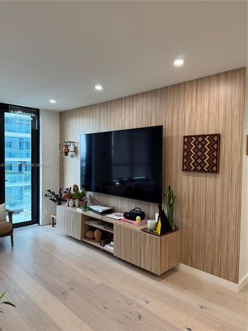 10185 NE Collins Avenue 822, Bal Harbour, FL 33154