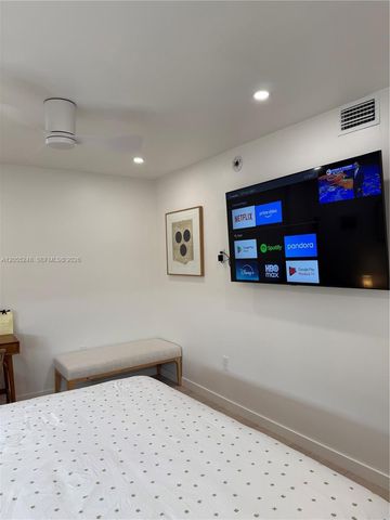 10185 NE Collins Avenue 822, Bal Harbour, FL 33154