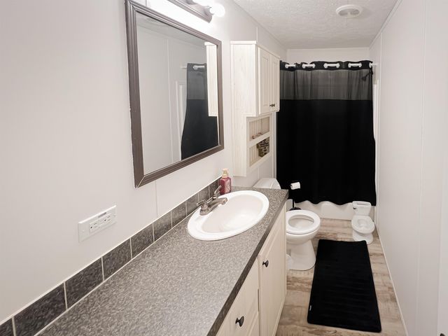 7890 HIGHWAY 18 HWY, Hickory Valley, TN 38042