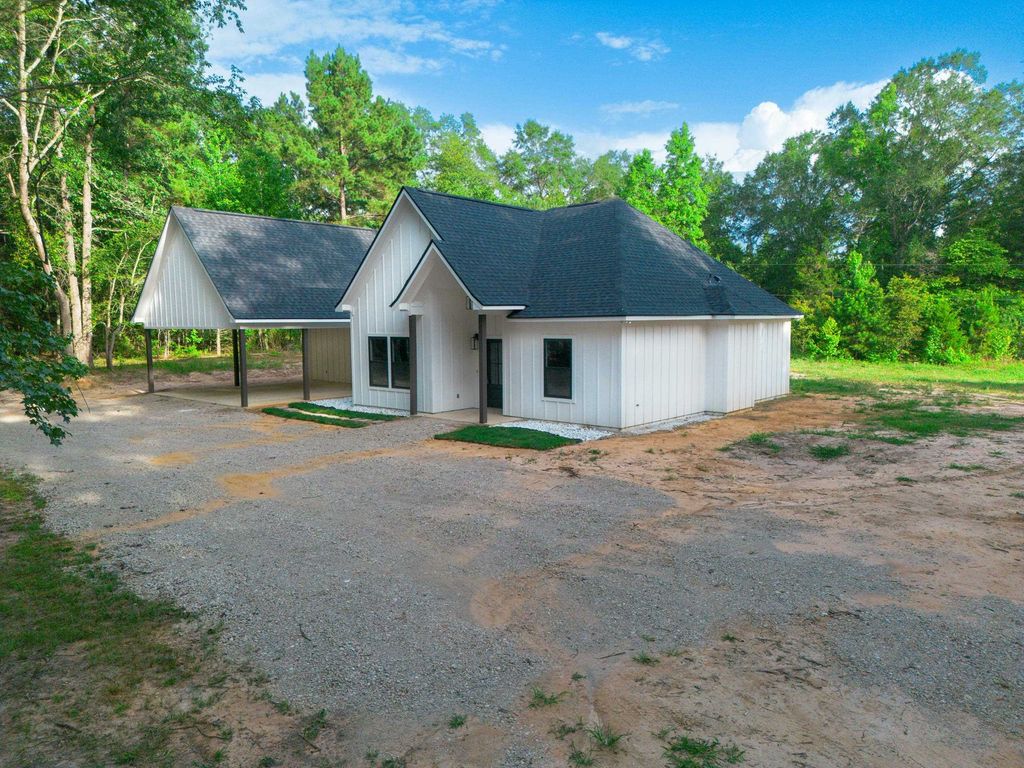 844 Liberty Church Rd, Harleton, TX 75651