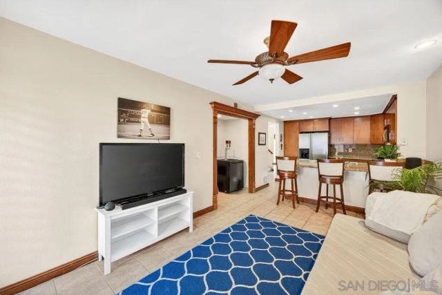 6998 Camino Degrazia, San Diego, CA 92111