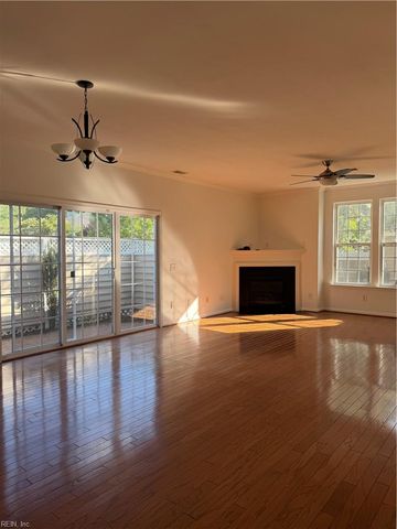201 Grant CT, Yorktown, VA 23692
