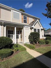 201 Grant CT, Yorktown, VA 23692