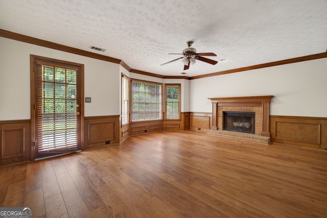 4150 Woodlark Court NE, Roswell, GA 30075