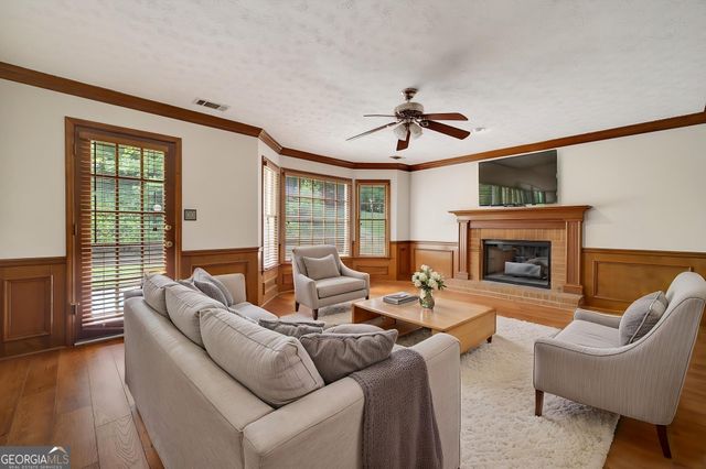 4150 Woodlark Court NE, Roswell, GA 30075