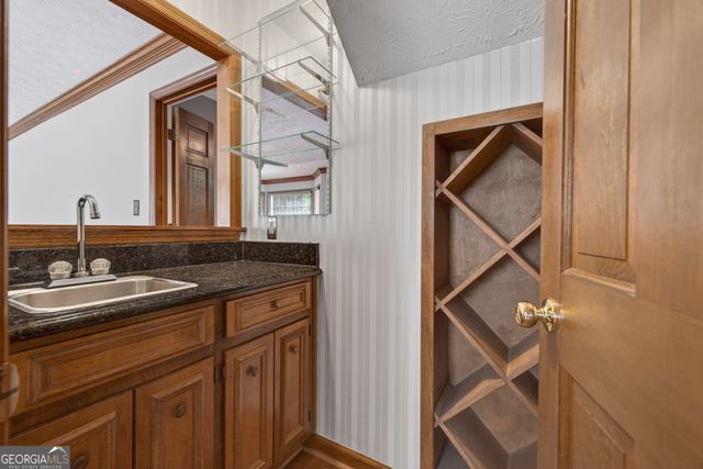 4150 Woodlark Court NE, Roswell, GA 30075