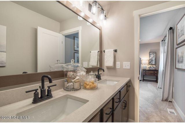 1461 Lee Ann Avenue, Defiance, OH 43512