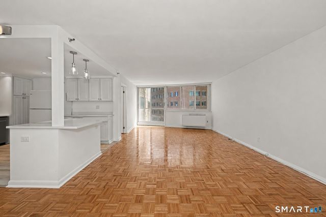 143 Hoyt Street 4K, Stamford, CT 06905