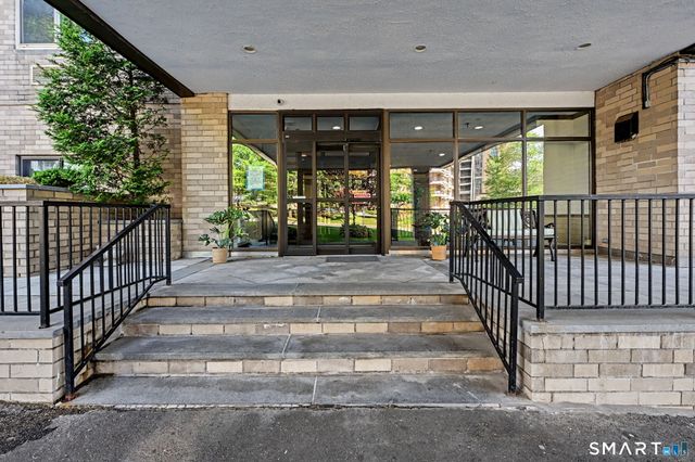 143 Hoyt Street 4K, Stamford, CT 06905
