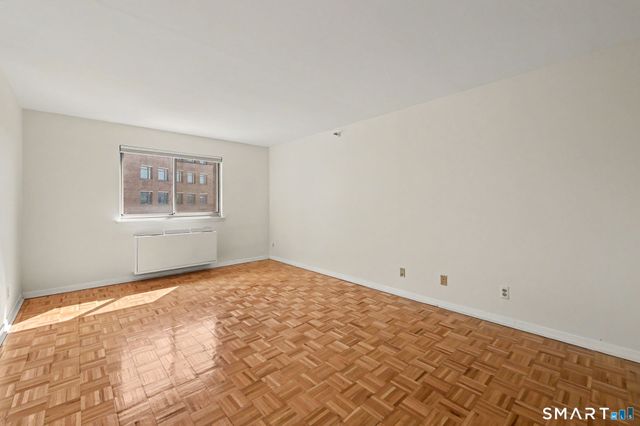 143 Hoyt Street 4K, Stamford, CT 06905