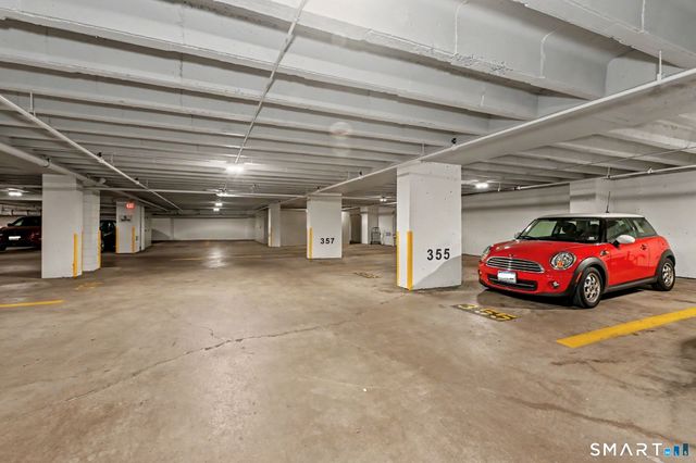 143 Hoyt Street 4K, Stamford, CT 06905