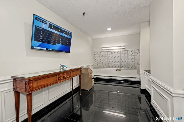 143 Hoyt Street 4K, Stamford, CT 06905