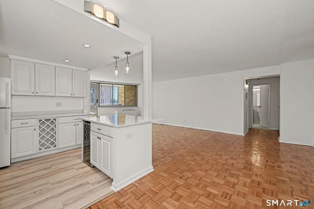 143 Hoyt Street 4K, Stamford, CT 06905