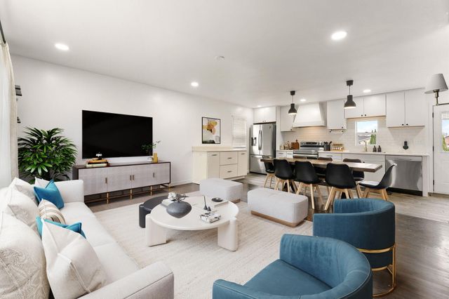 2840 Lois Street, Portage, IN 46368