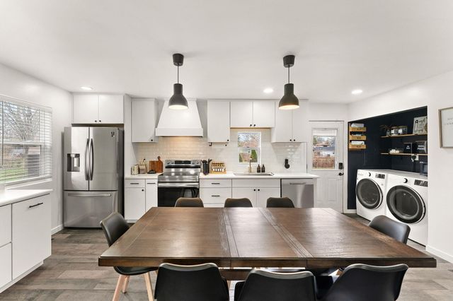 2840 Lois Street, Portage, IN 46368