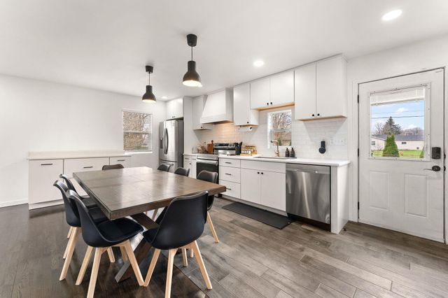 2840 Lois Street, Portage, IN 46368