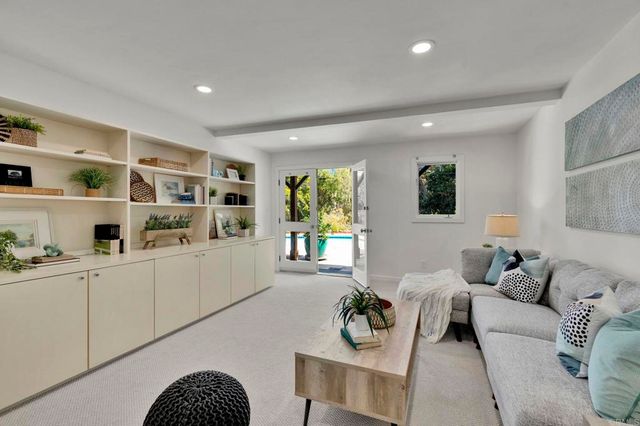 2170 Mergho Impasse, San Diego, CA 92110