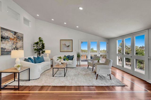 2170 Mergho Impasse, San Diego, CA 92110