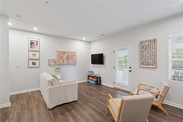 383 Skylar Way SE, Atlanta, GA 30315